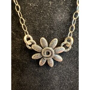 Pretty Silver Tone Small Etched Flower 16 In Necklace